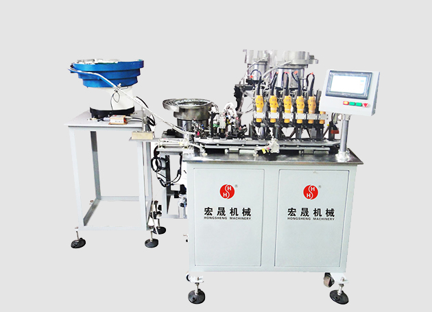 Automatic screwing machine for terminals